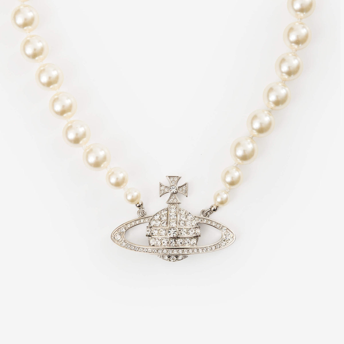 One Row Pearl Bas Relief Necklace