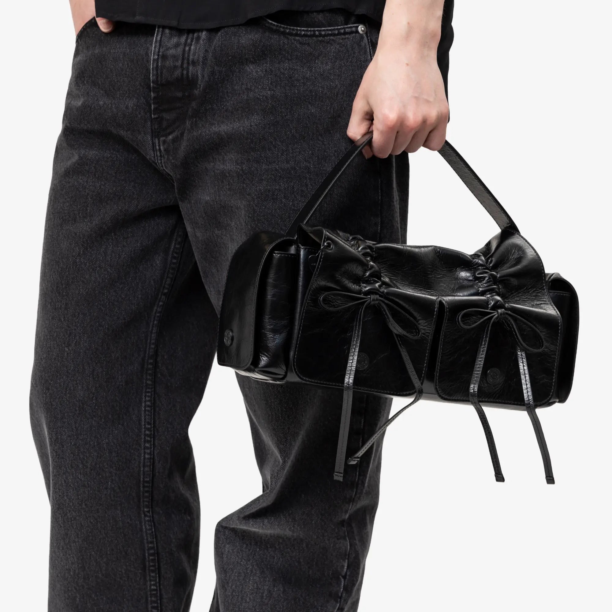Multipocket Lux Shoulder Bag