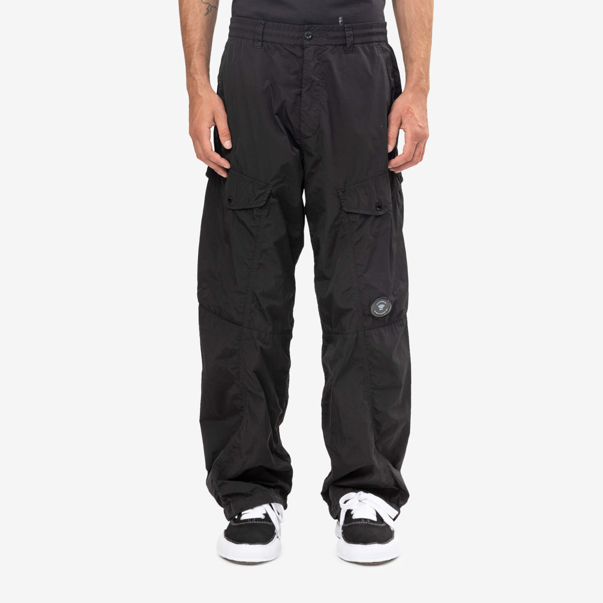 C.P. Company Chrome-R Boxy Seamless Cargo Pants Black-1