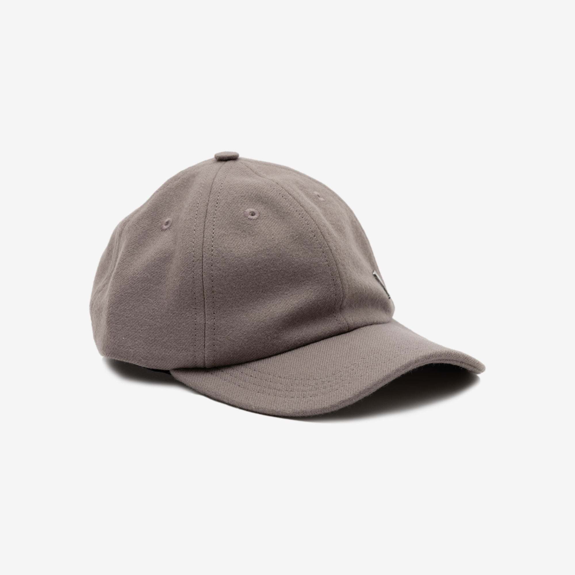 AMI Ami de Coeur Studs Cap Taupe - 2