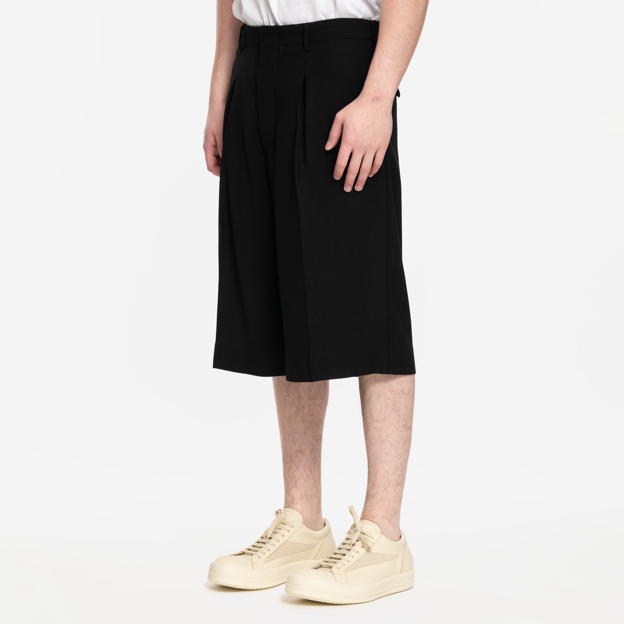 AMI Long Bermuda Shorts Black - 3