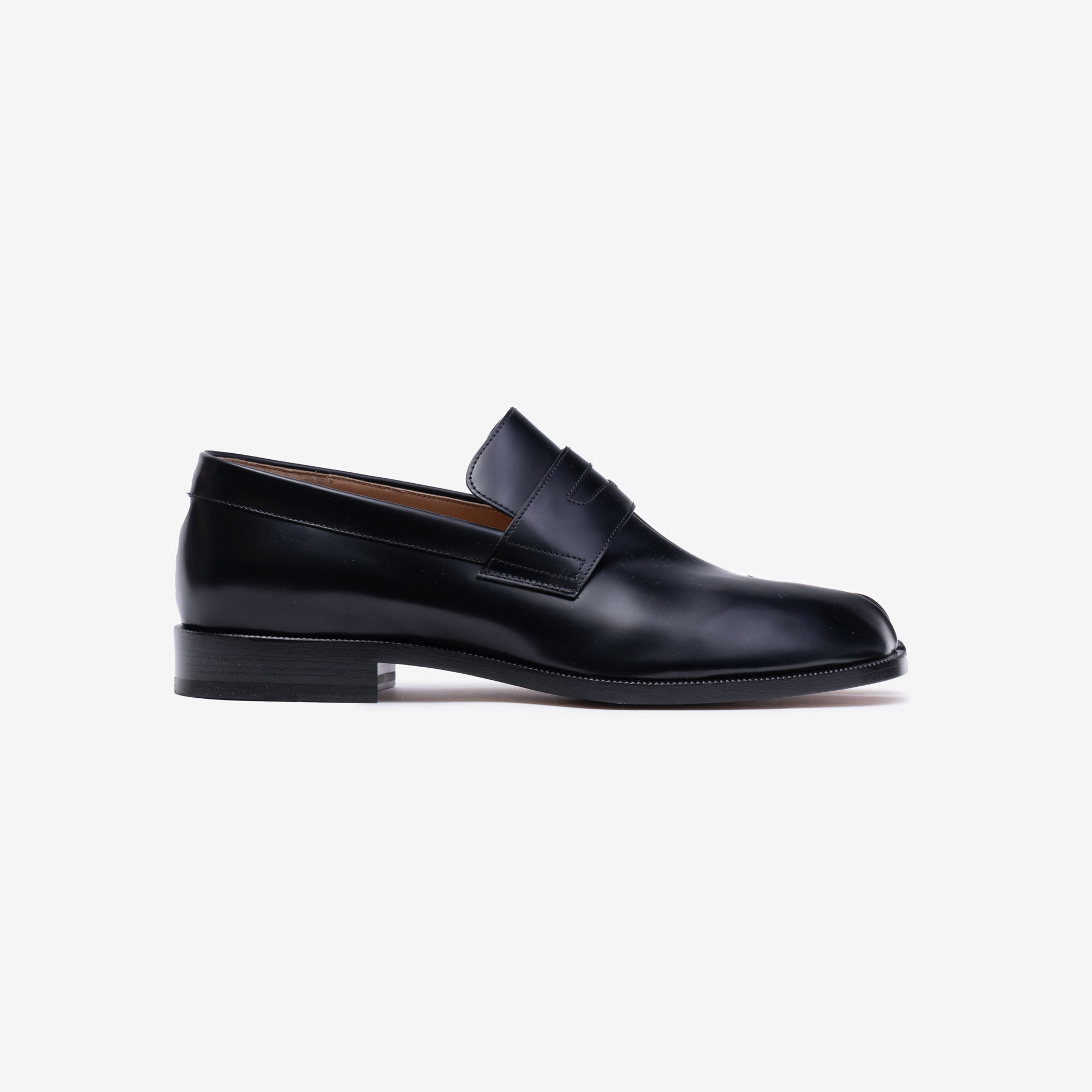 Photo of Maison Margiela Tabi Loafer - 3