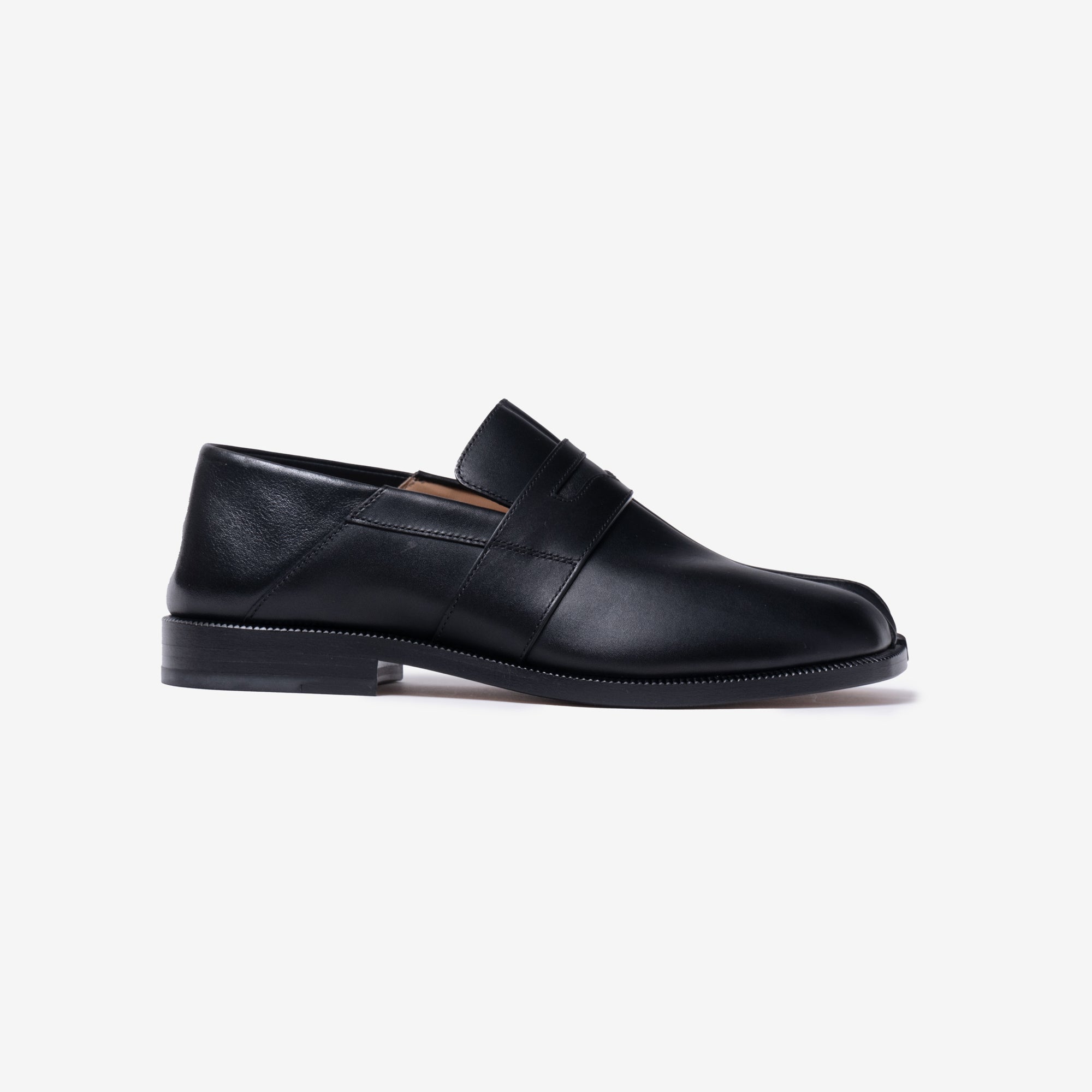 Maison Margiela Womens Tabi Loafers Black - 4