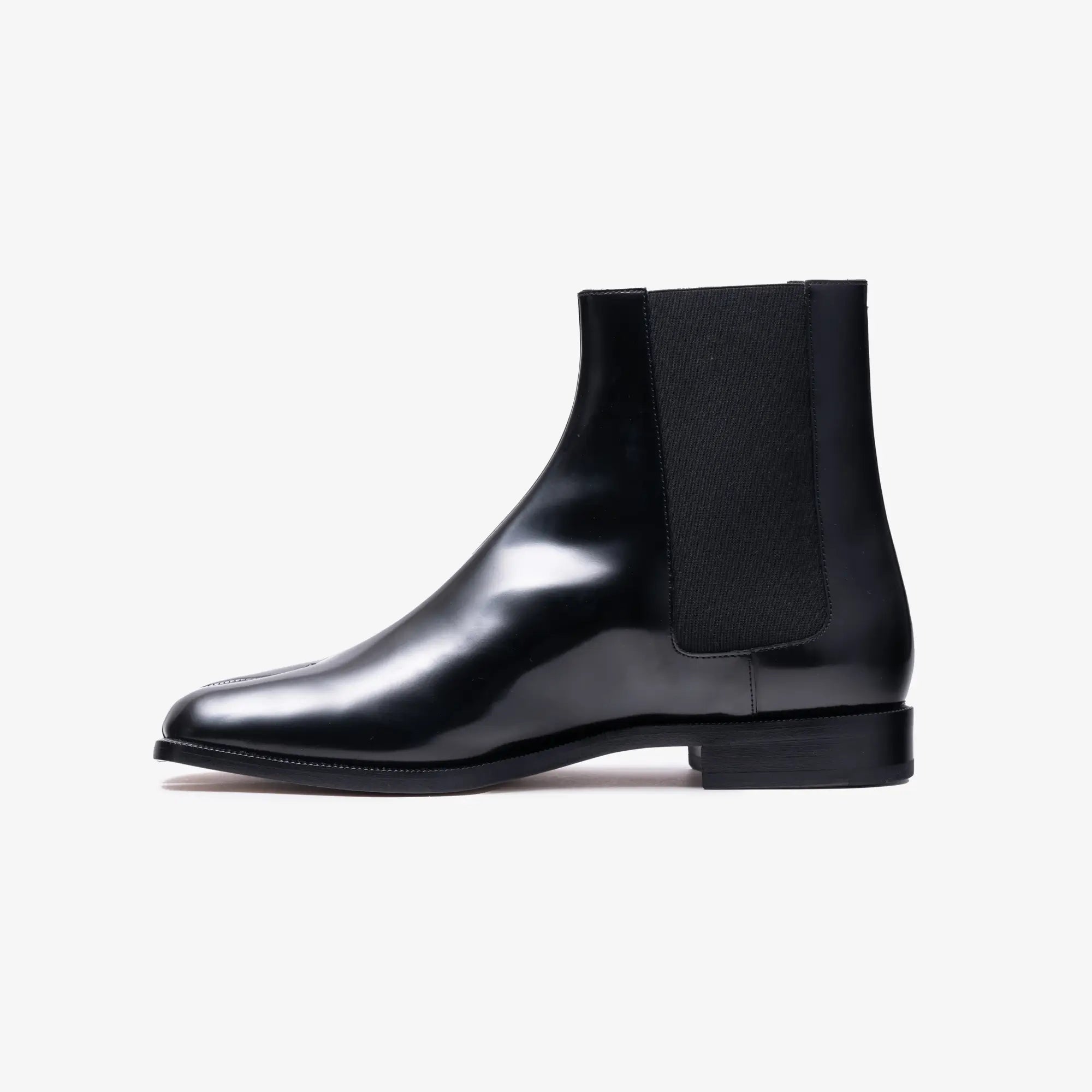 Maison Margiela Tabi Chelsea Boots Black - 4
