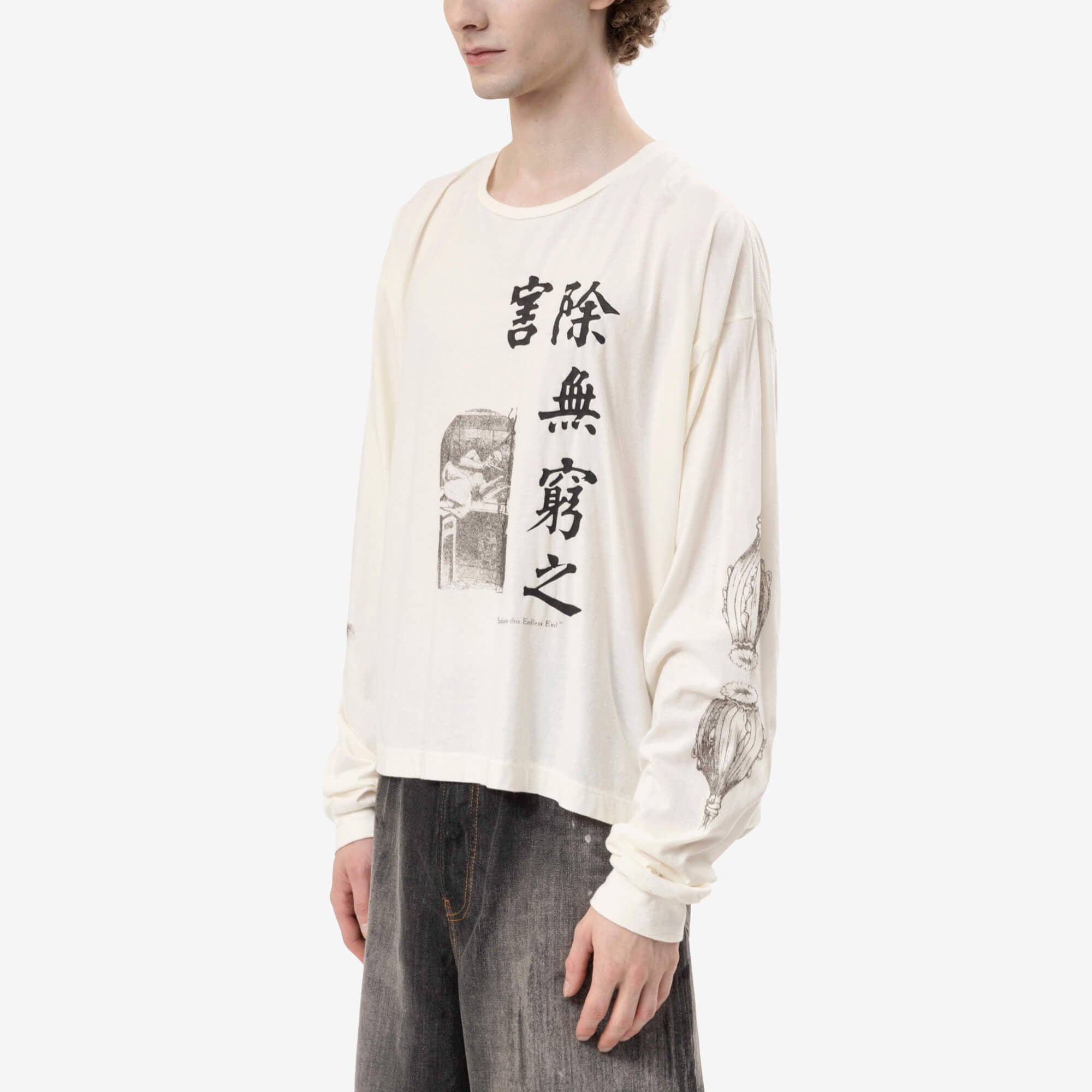 Marking Distance Poppy Long Sleeve T-Shirt Natural White-3