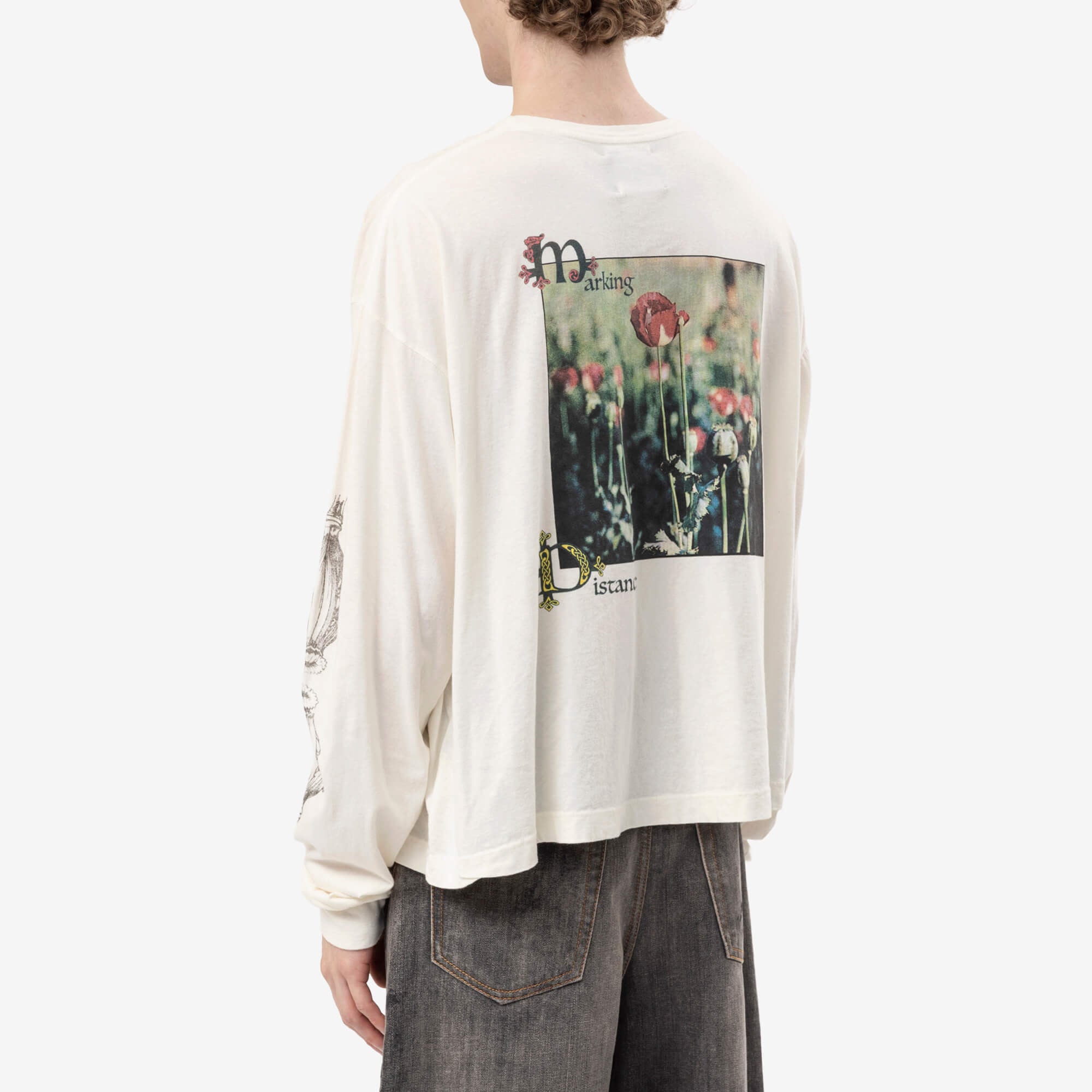 Marking Distance Poppy Long Sleeve T-Shirt Natural White-4