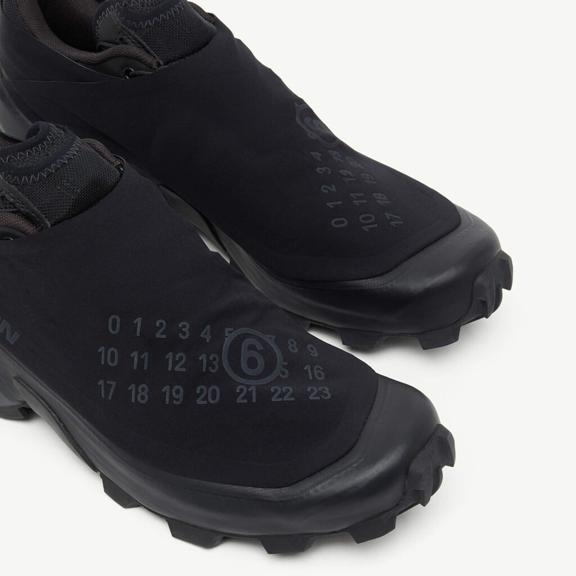 MM6 MM6 Maison Margiela x Salomon Cross Dust Sneakers Black/Black/Asphalt - 4