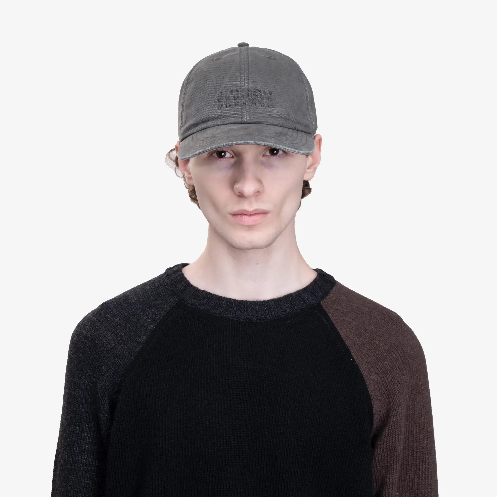 MM6 Tonal Embroidered Grey Cap Grey - 2