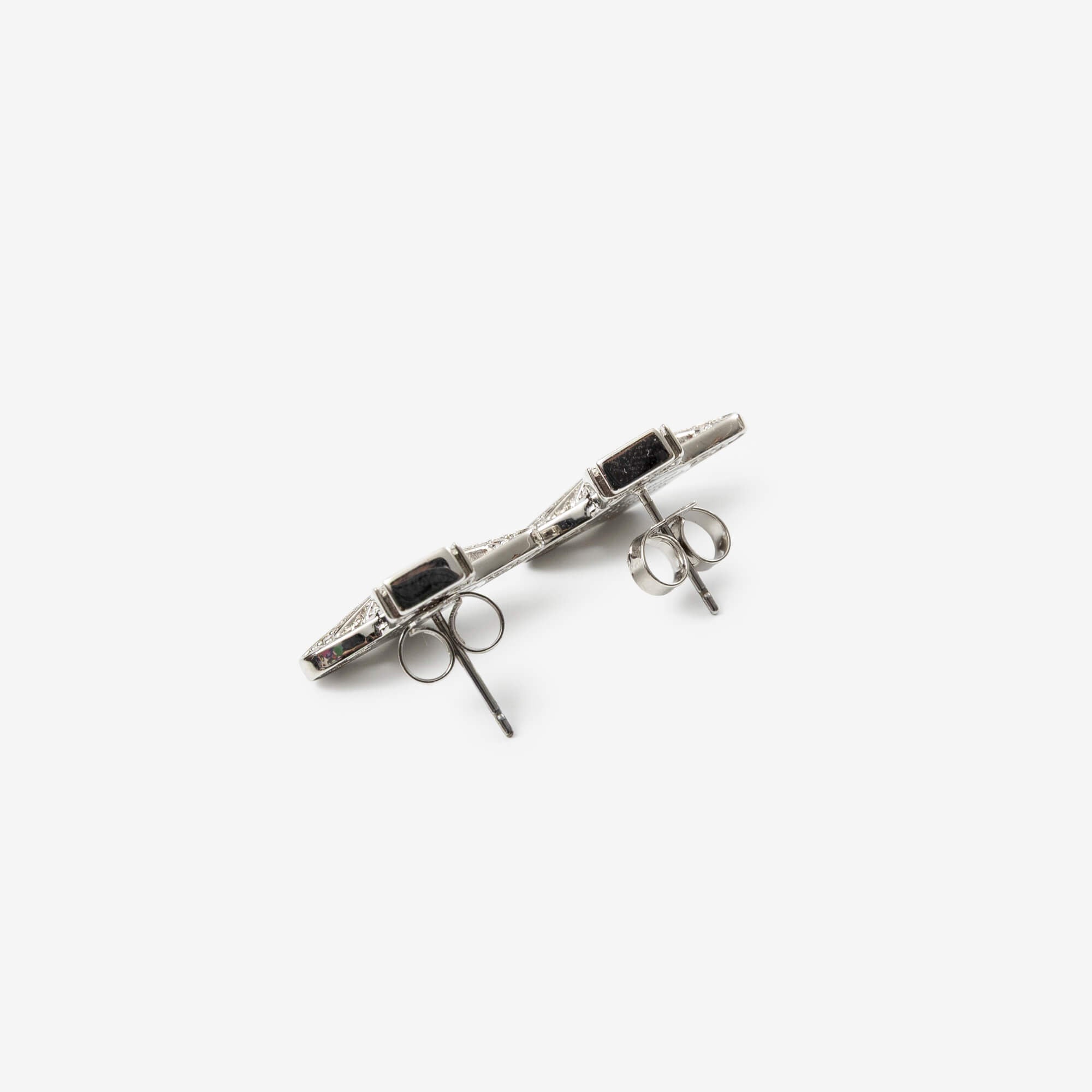 Vivienne Westwood Carmela Bas Relief Earrings Platinum-2
