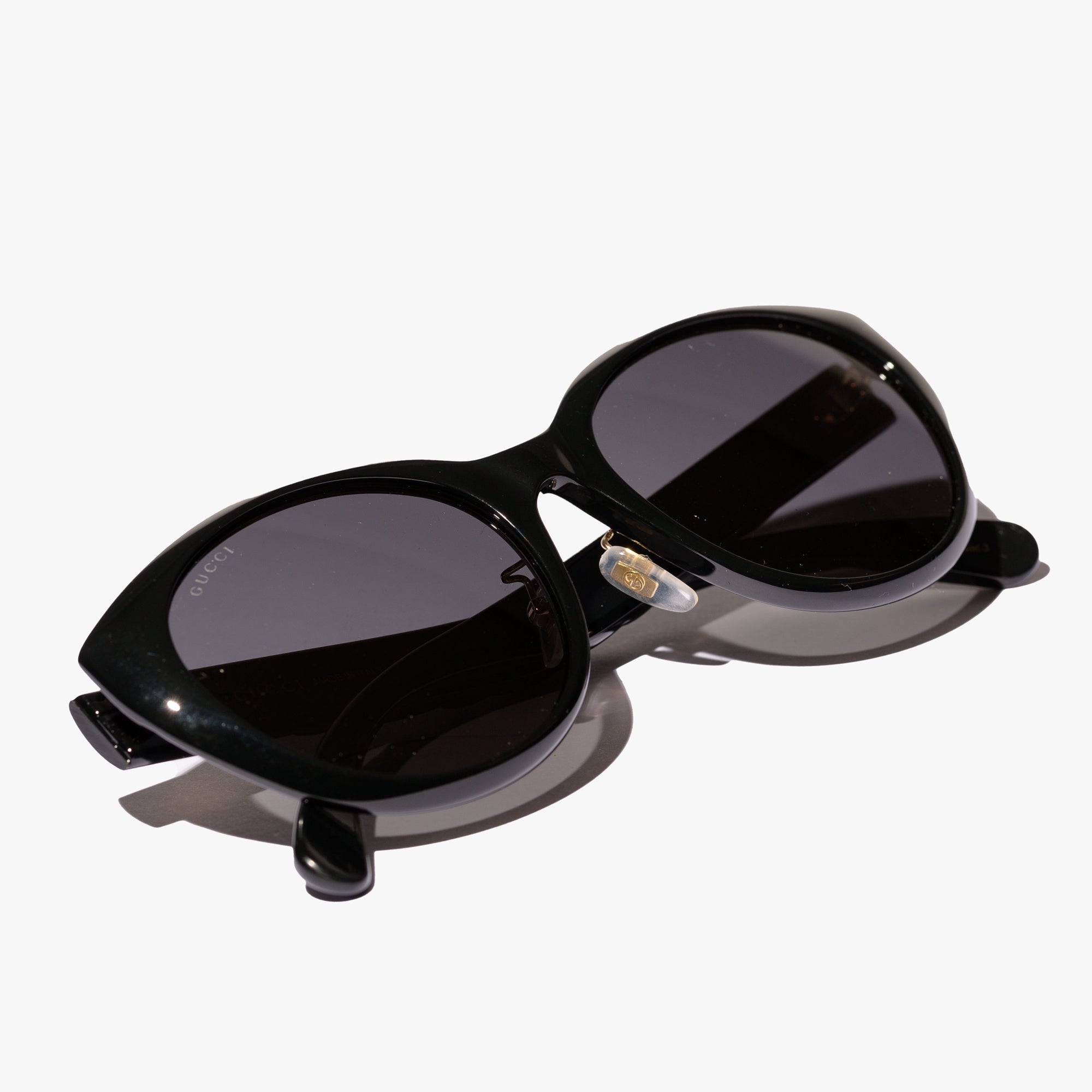 Gucci Eyewear Womens Black Oval Sunglasses Black - 3