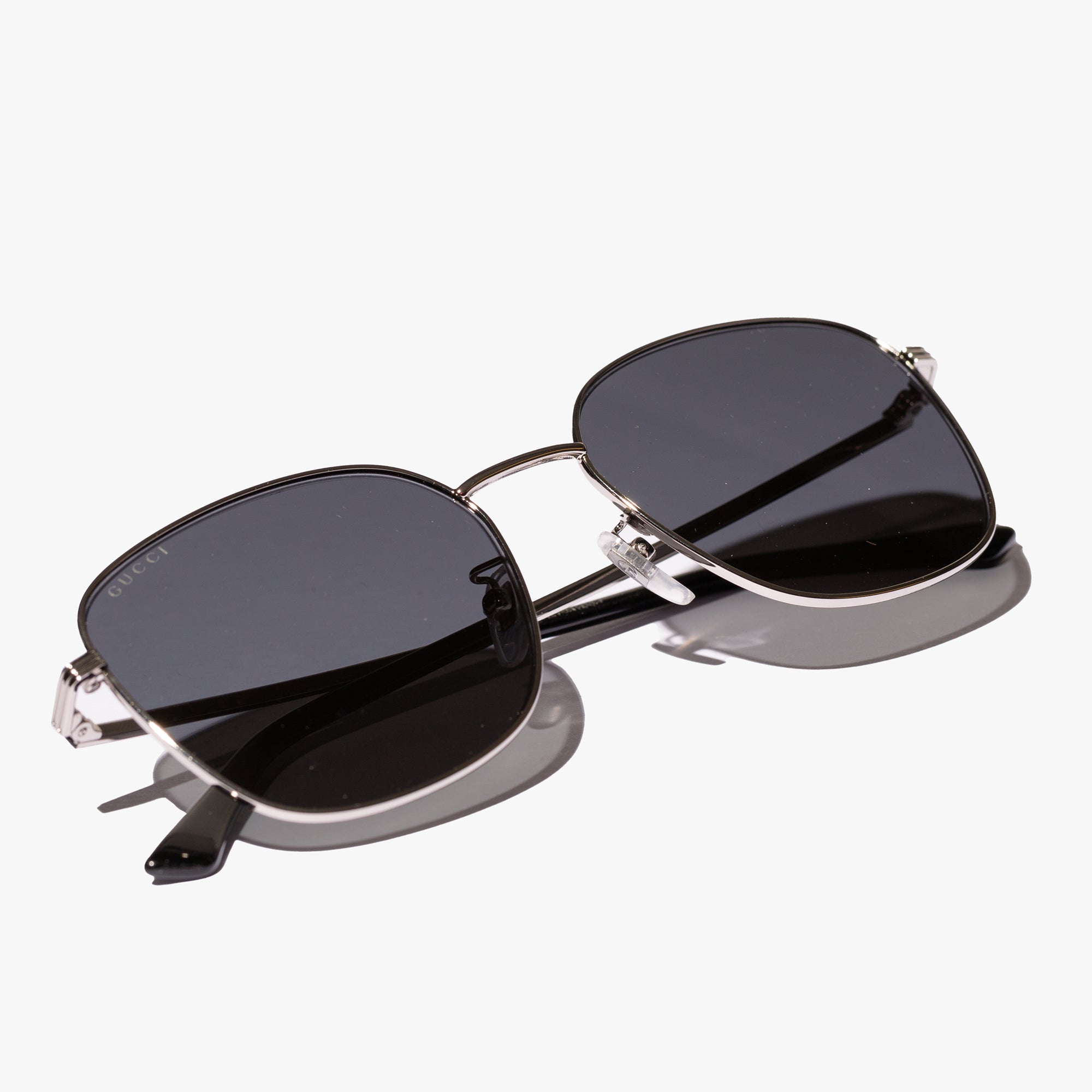 Photo of Gucci Eyewear Mens Silver Metal Frame Sunglasses - 4