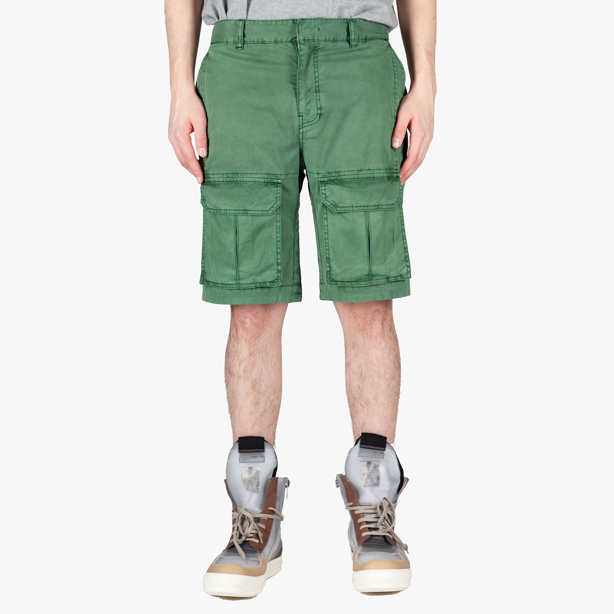 Juun.J Front Cargo Shorts Khaki - 1