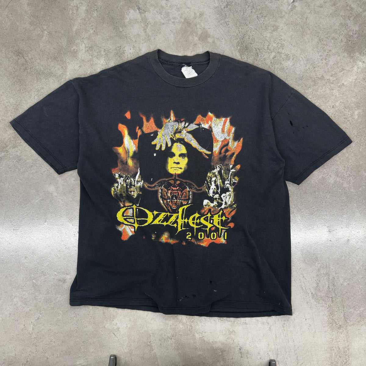 Earthling VIP Vintage 2001 Ozzfest Band Tour T-Shirt