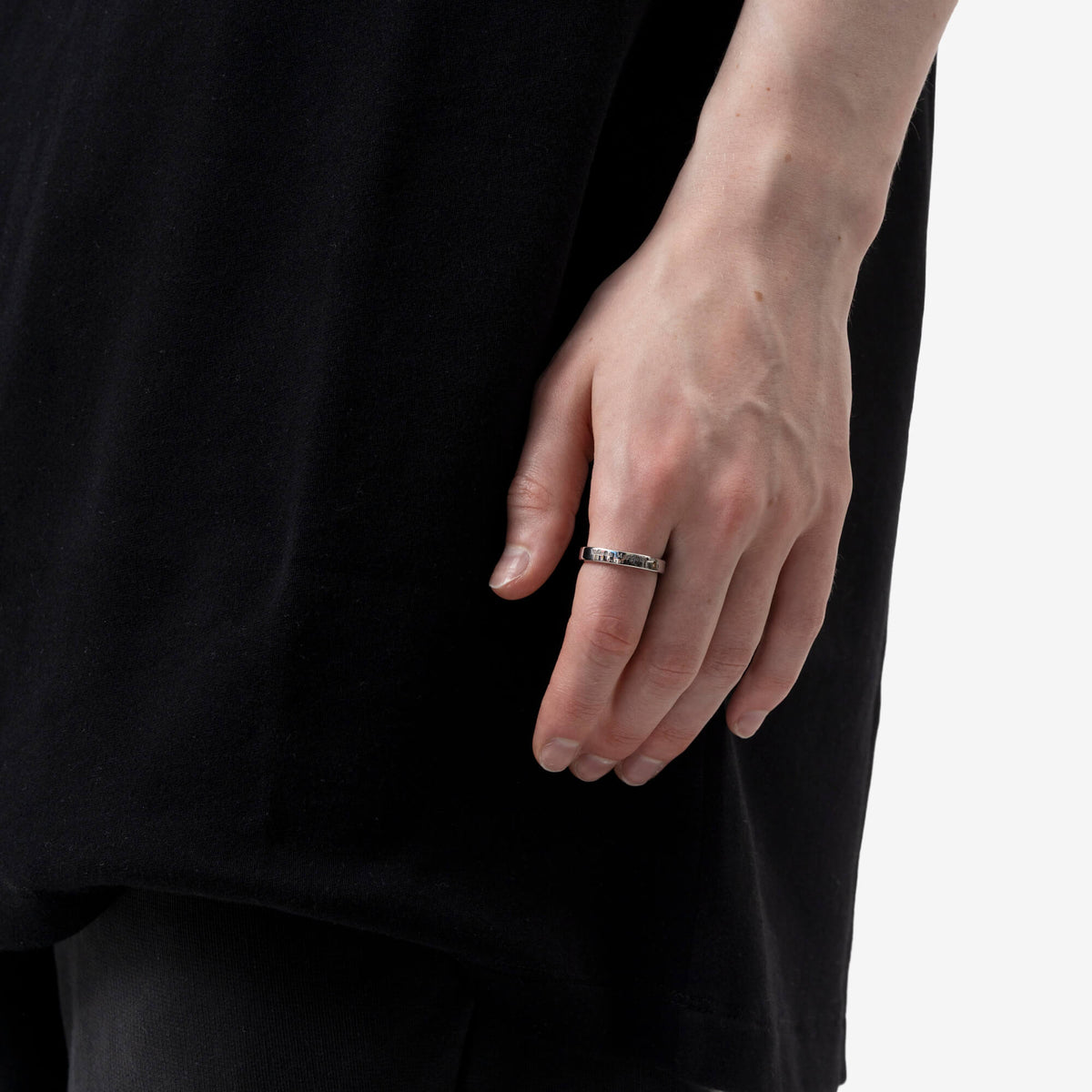 Logo Reference 4mm Ring