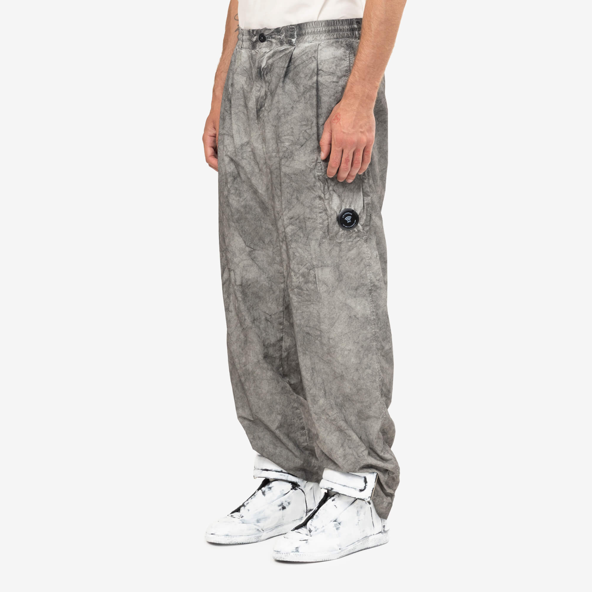 Flatt Nylon Loose Cargo Pants