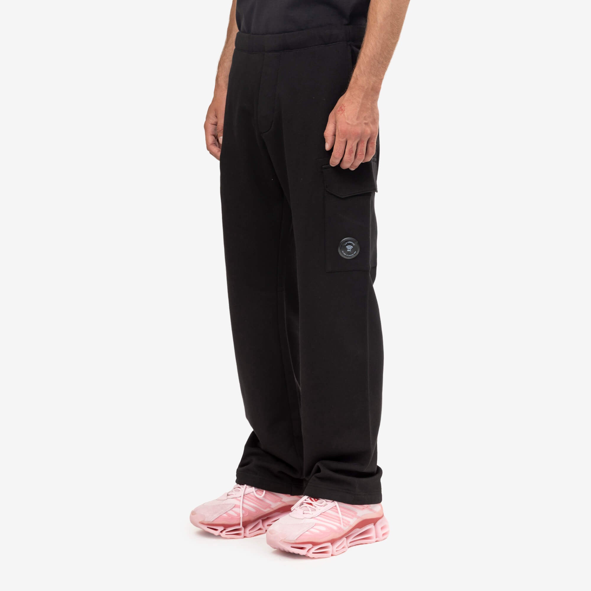 Diagonal Raised Fleece Cargo Lens Sweatpants