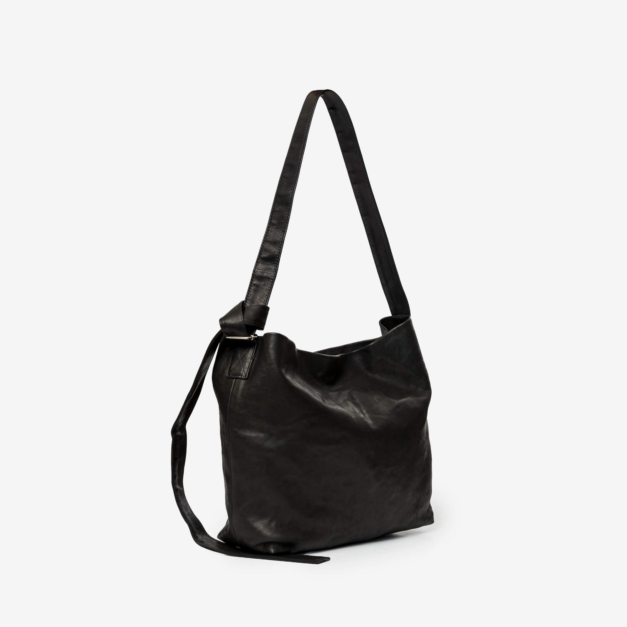 Runa Medium Soft Shoulder Bag