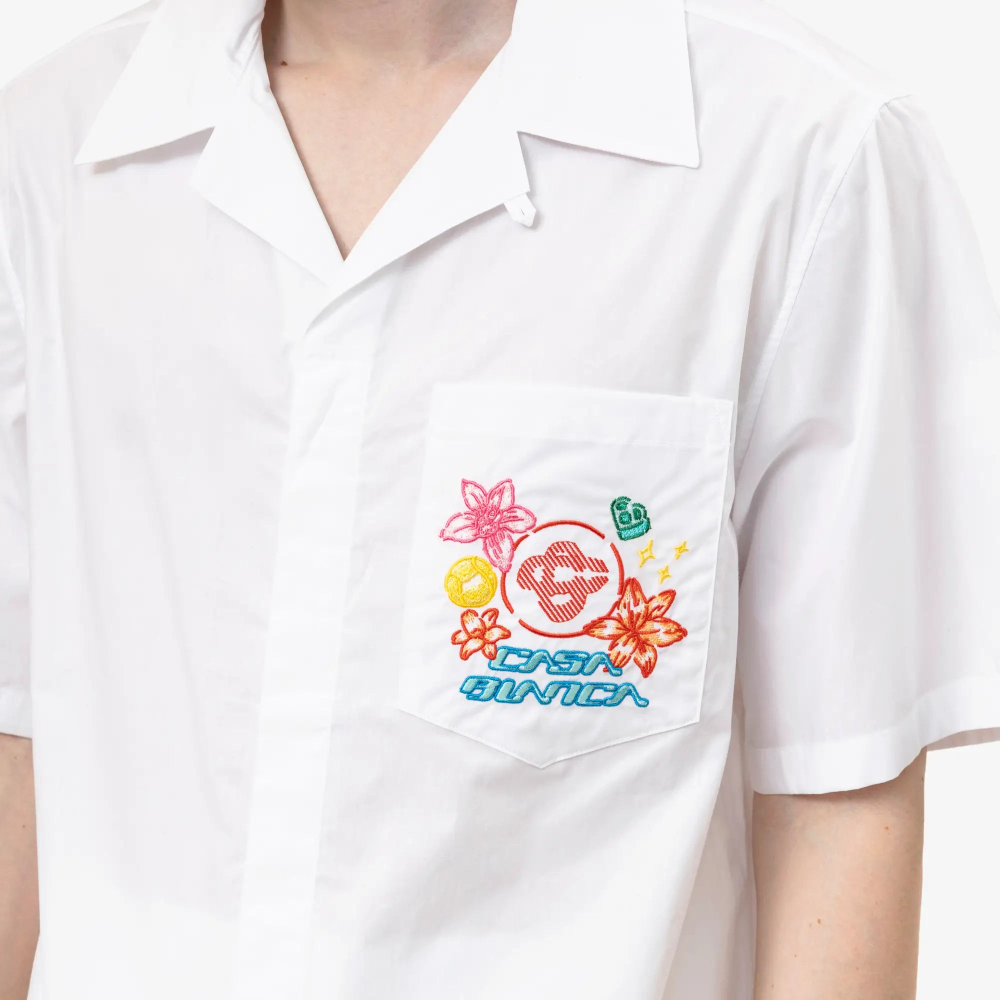 Collage D'Icones Graphiques Embroidered SS Shirt