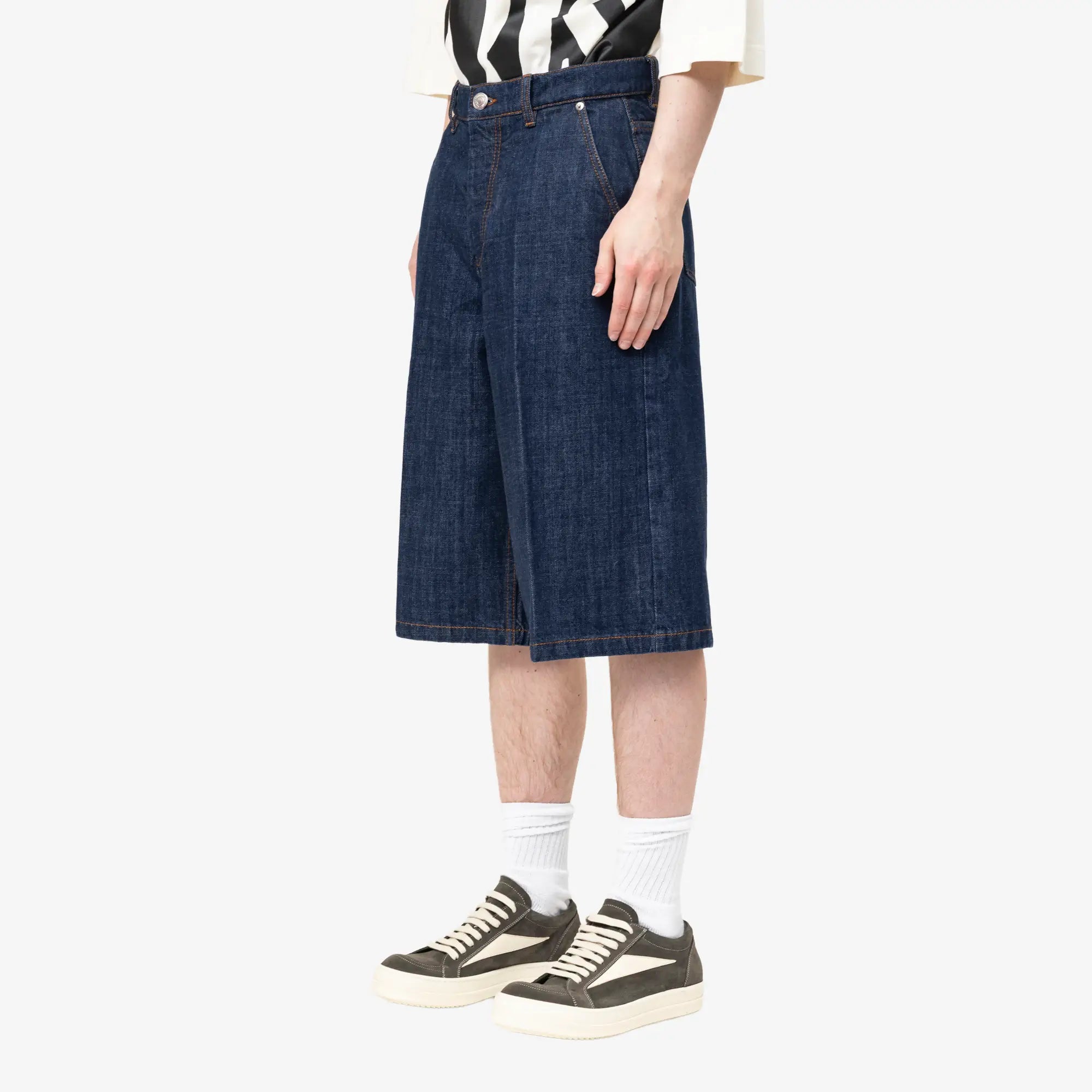 Loose Bermuda Shorts