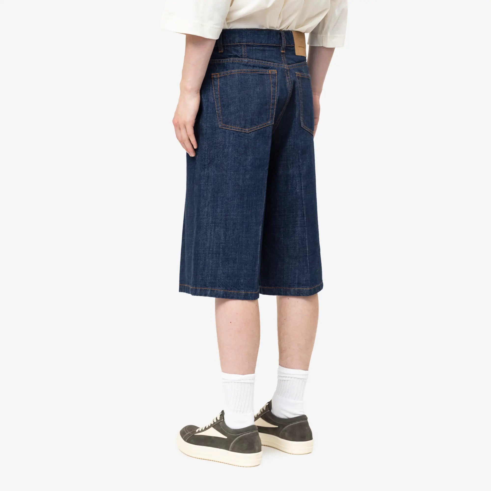 Loose Bermuda Shorts