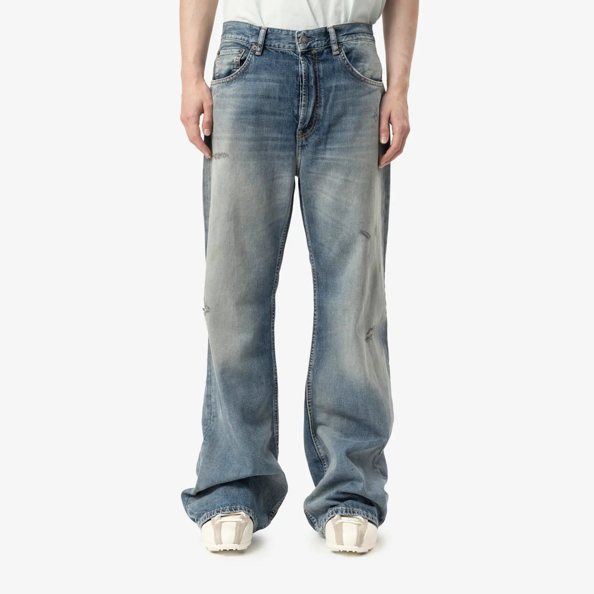 Acne Studios 2021M ダメージフレアデニム Acne Studios 2021M Daybreak Regular Fit Jeans ミッドブルー｜Feuille