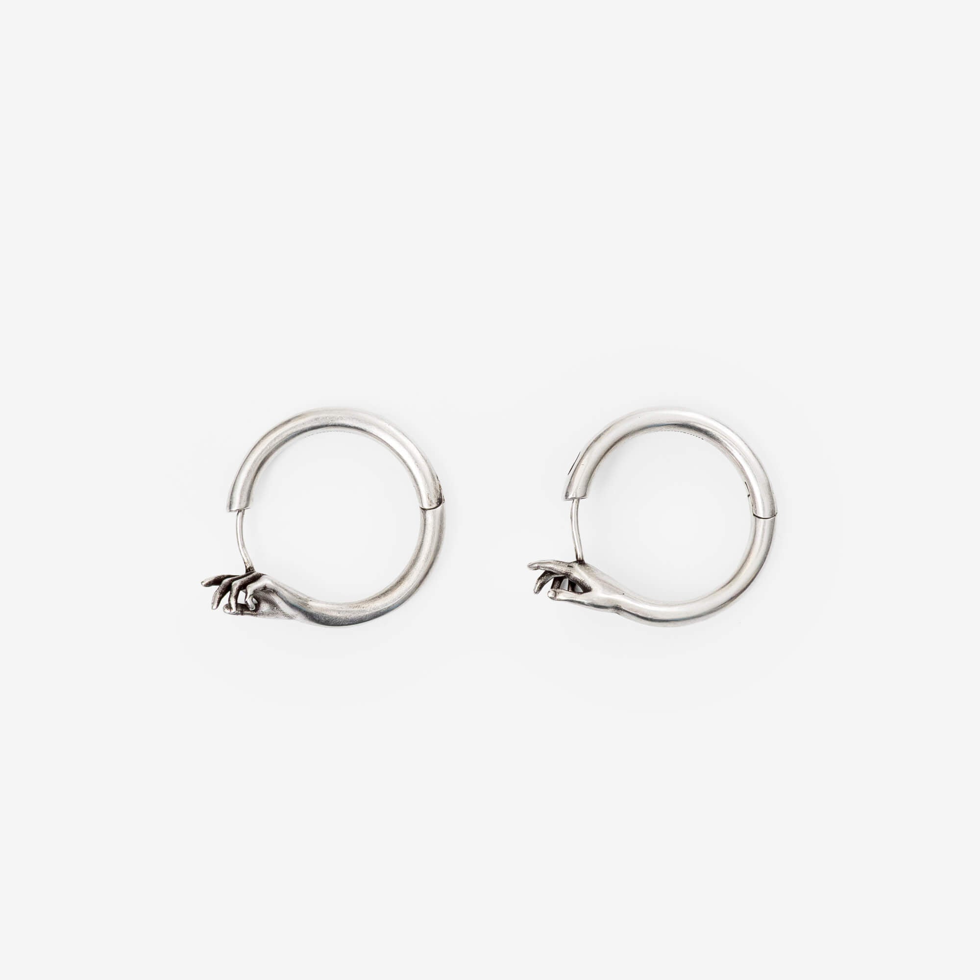 Ann Demeulemeester Cajsa Hand Earrings Antique Silver-1