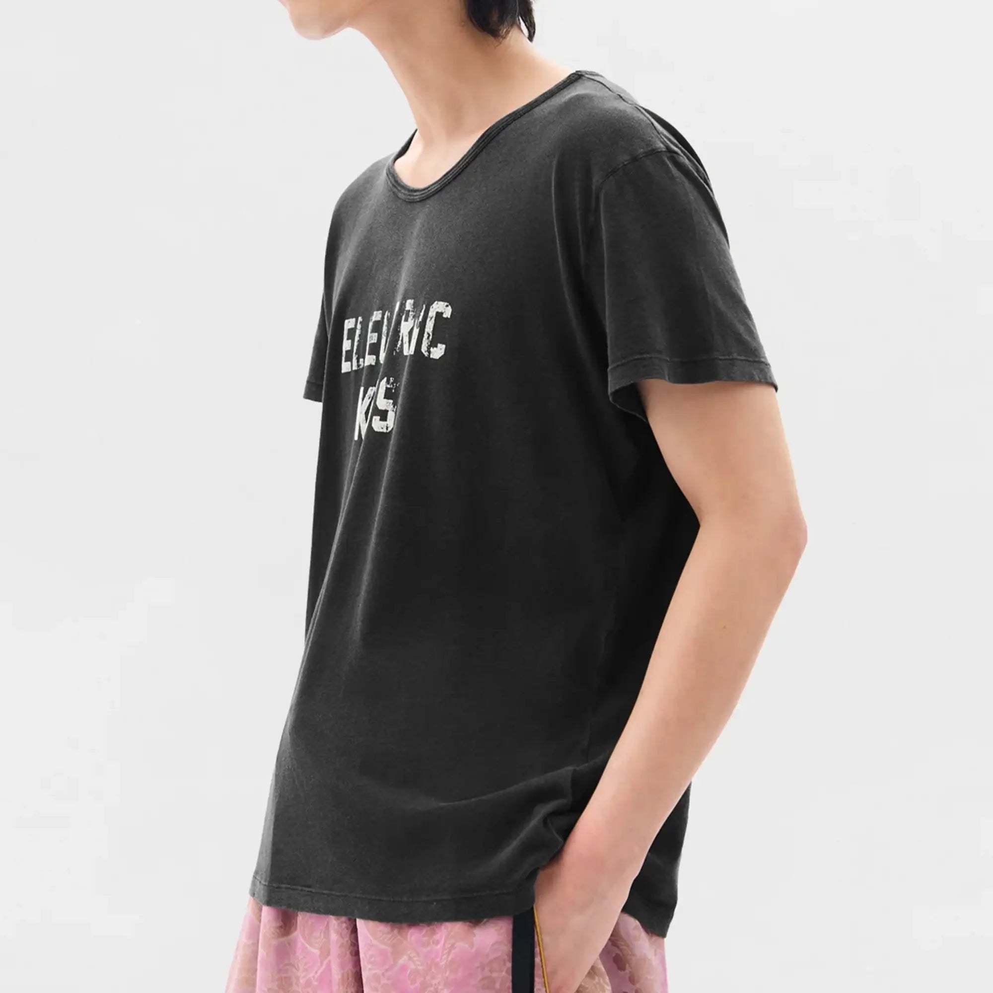 Ann Demeulemeester Idar Electric Kiss Cropped Standard Fit T-Shirt Faded Black - 2