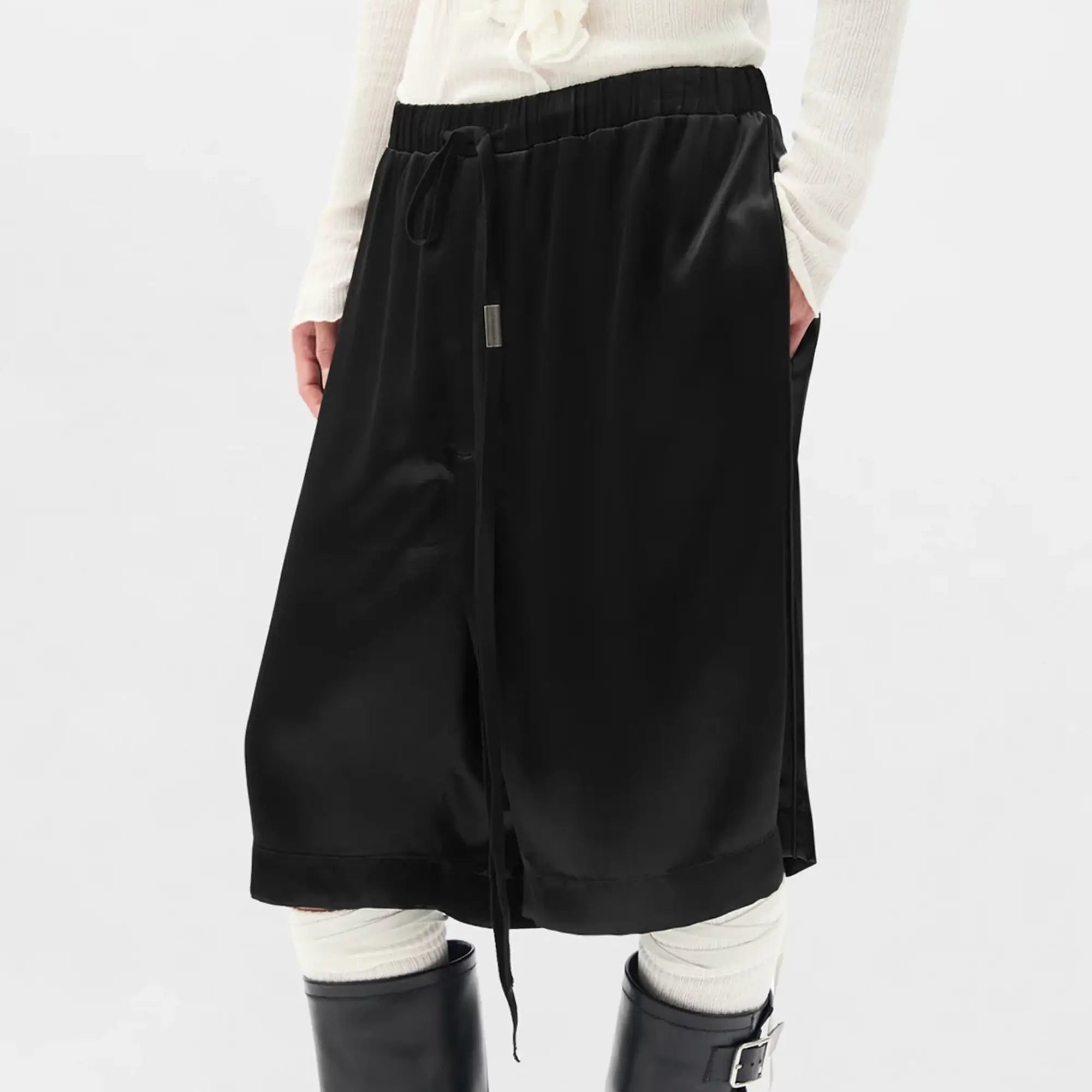Ann Demeulemeester Raul Relaxed Lounge Bermuda Shorts Black - 2