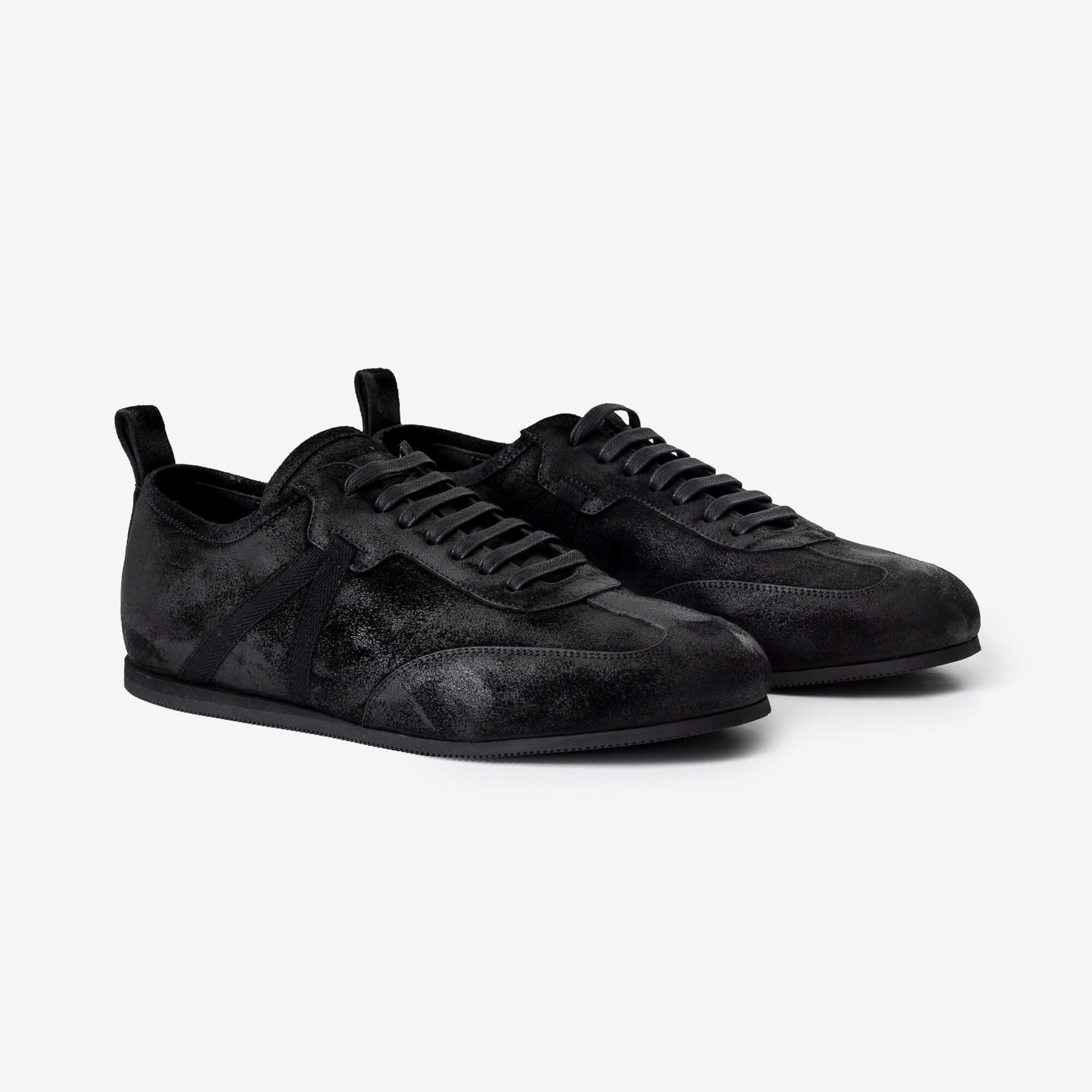 Ann Demeulemeester Siru Soft Low-Top Boxing Sneakers Black-1