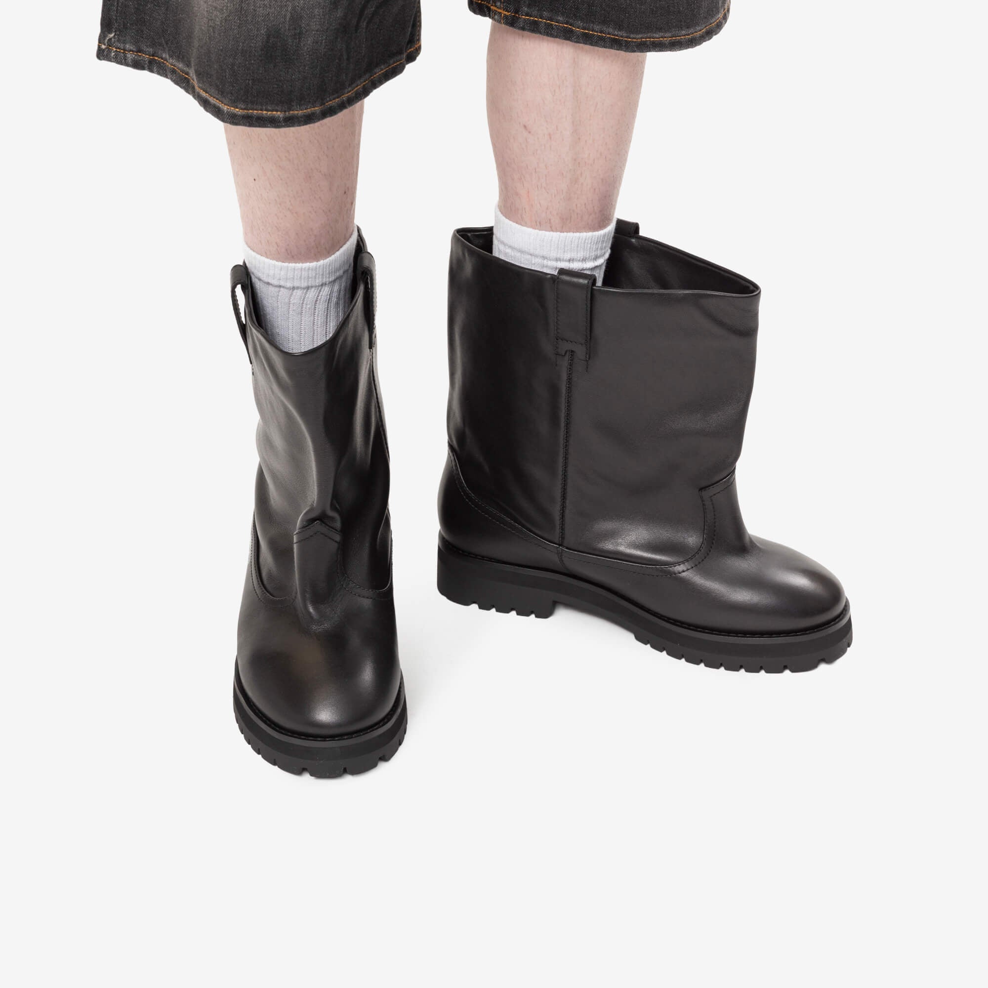 Anonymous Club Low Shaft Boots Black-2