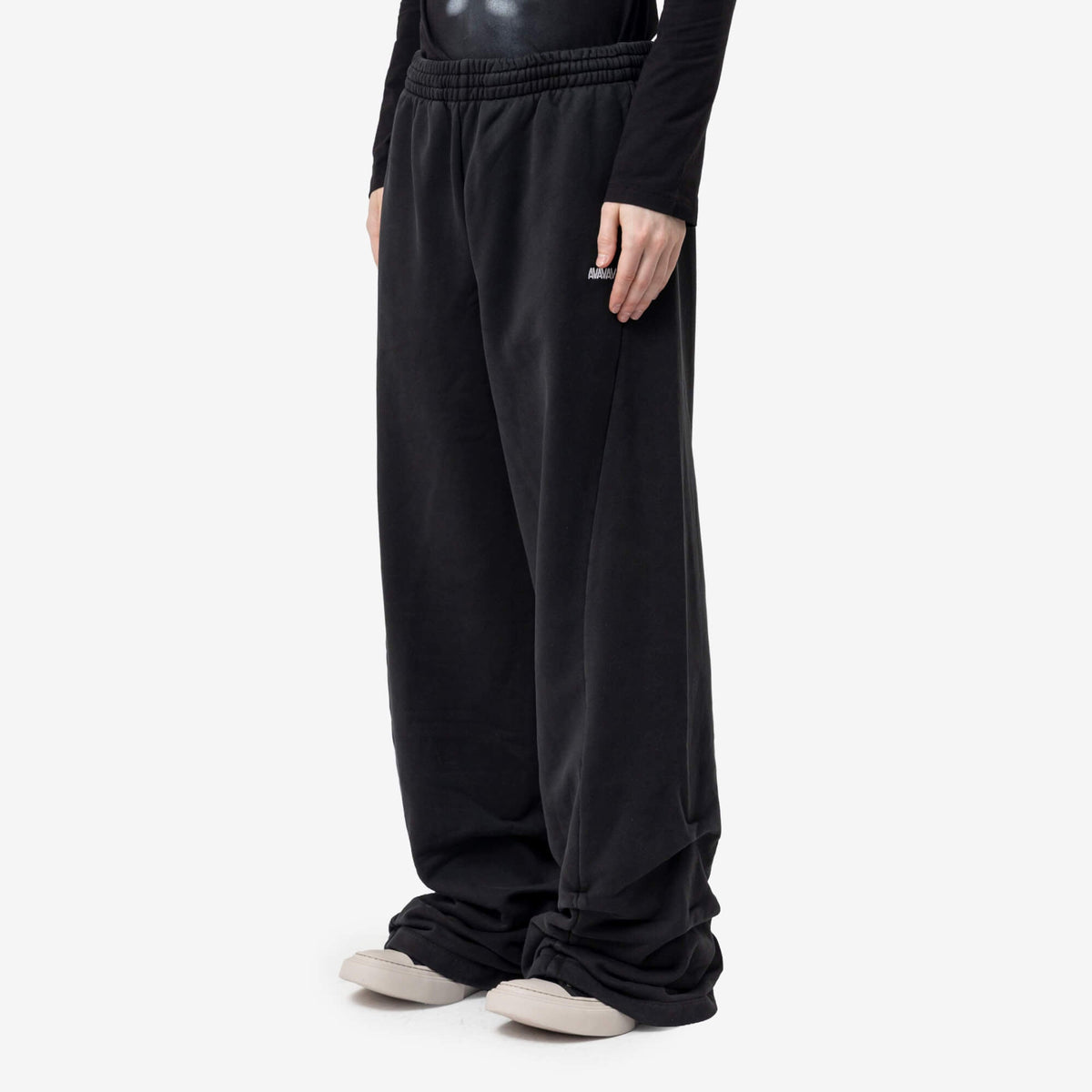 Avavav Unisex Pixie AV-Logo Sharpei Sweatpants Black-3