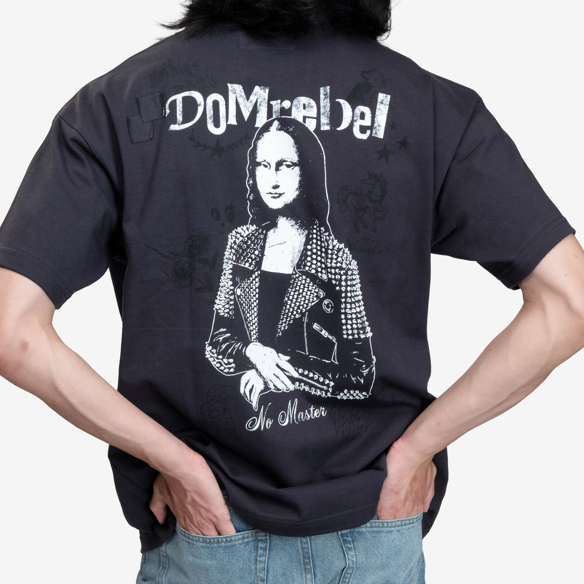 Dom Rebel She is Her Crystal T-Shirt Old Black-5