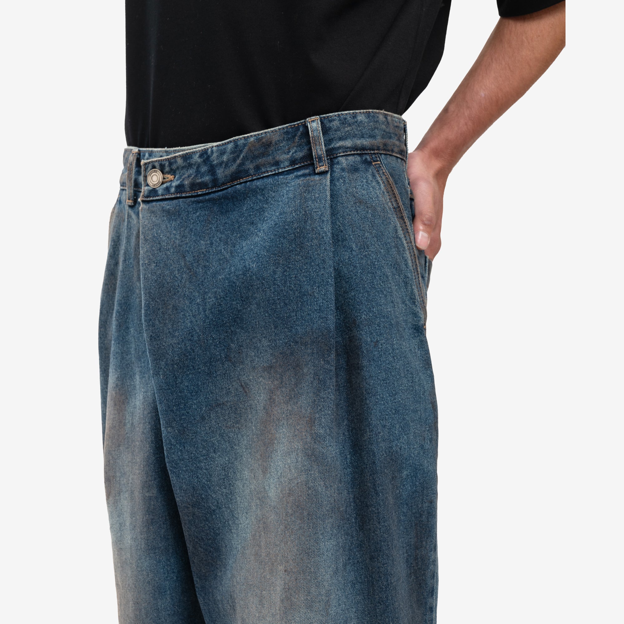 Juun.J Oil Wash Asymmetrical Denim Pants Blue - 5