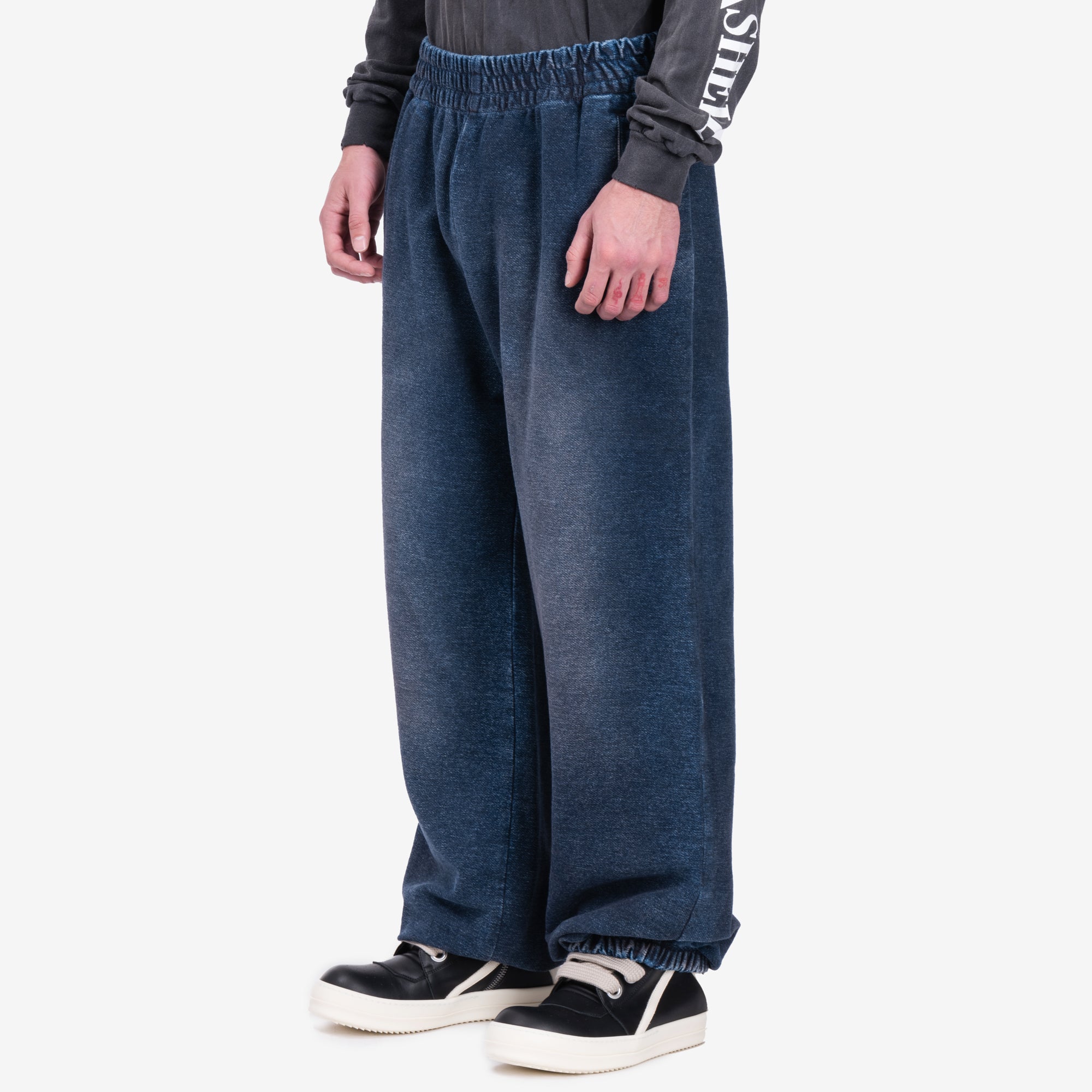 Palm Angels Monogram Washed Sweatpants Black - 3