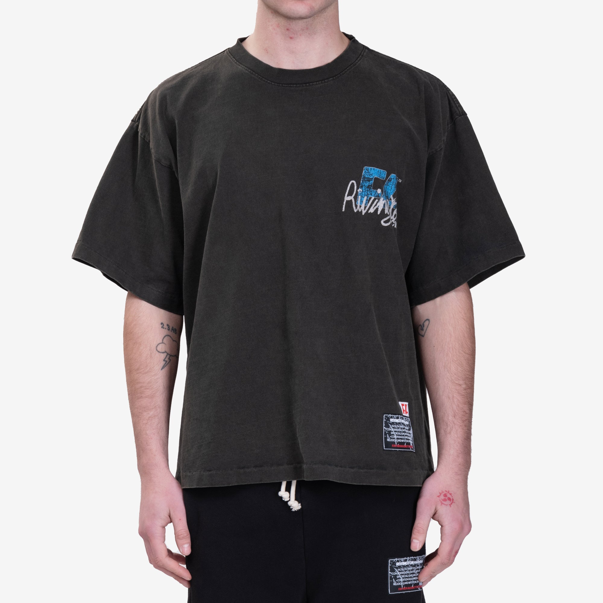 Mens RRR123 Rivington Roi Rebis - Mansion T-Shirt in Black Mens RRR123 Rivington Roi Rebis - Mansion T-Shirt in Black