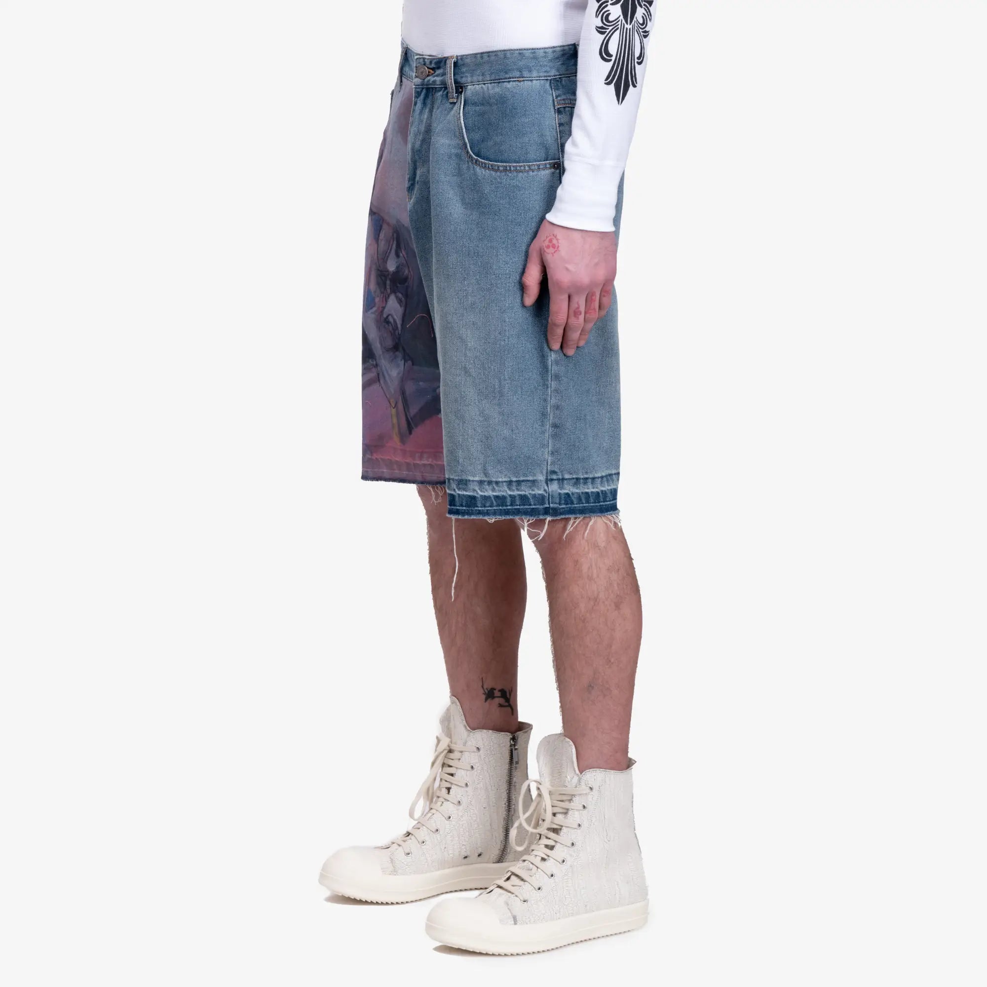 KidSuper Painted Panel Shorts Light Wash - 3