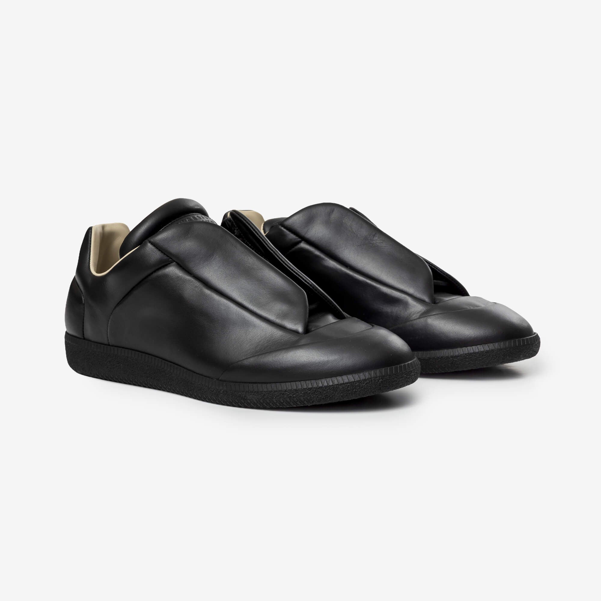 Maison Margiela Future Low-Top Sneakers Black-1