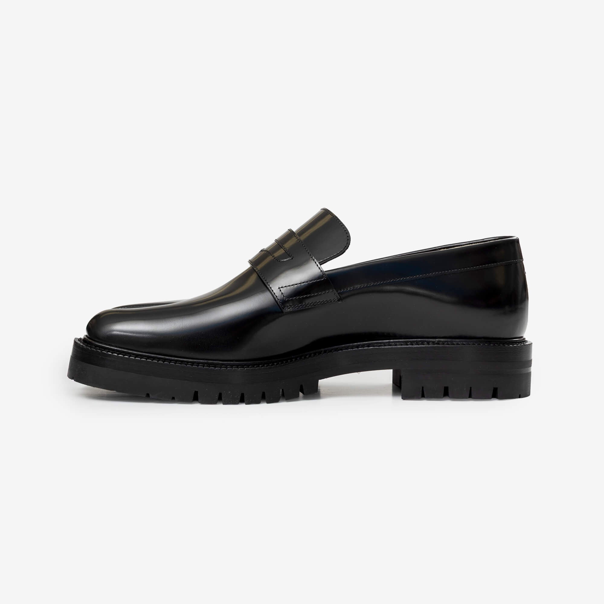 Maison Margiela Tabi Loafers Black-4
