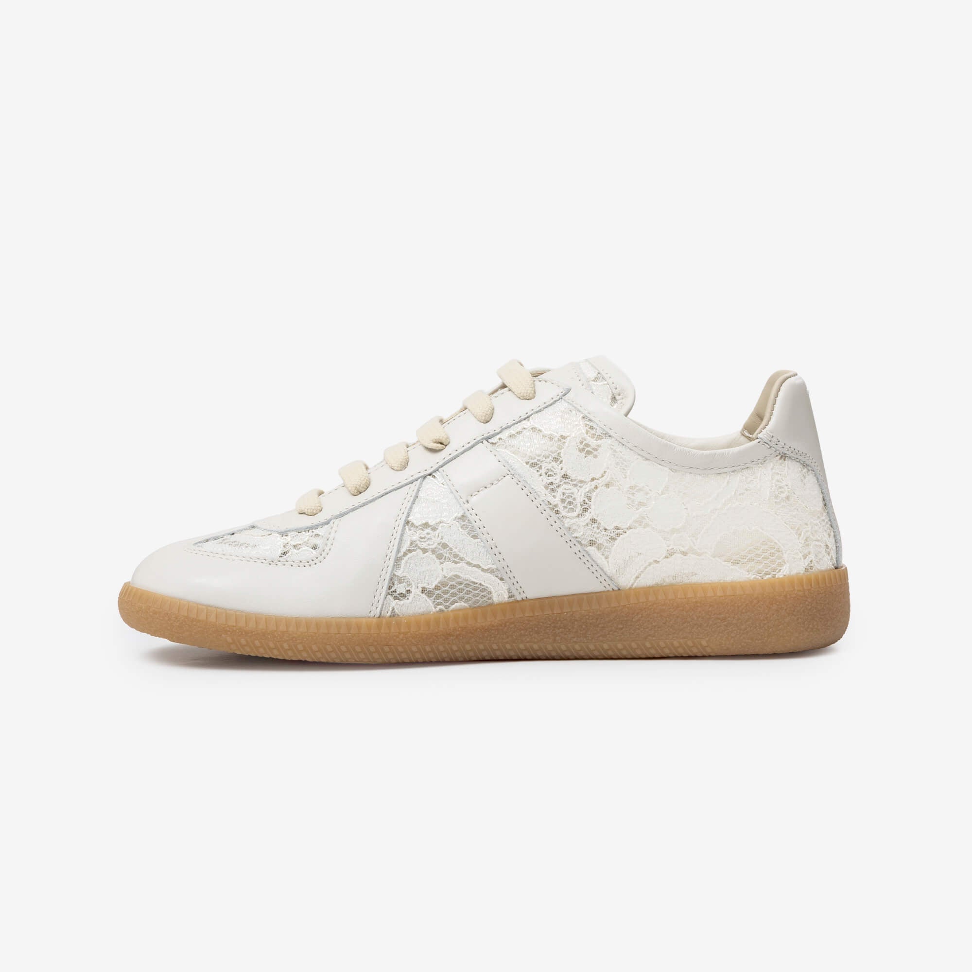 Maison Margiela Womens Replica Lace Sneakers White-4