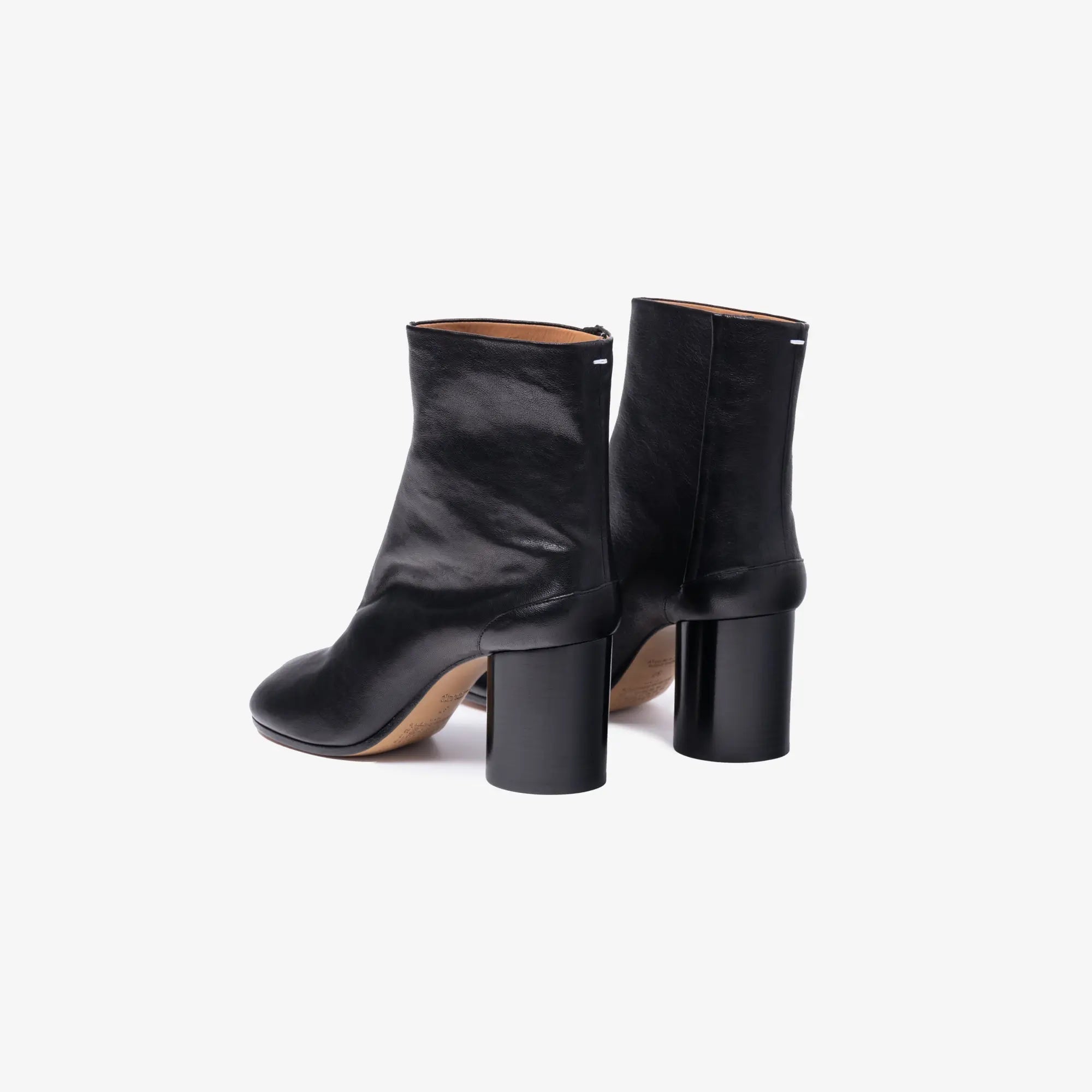 Maison Margiela Womens Tabi Ankle Boots H80 Black - 2