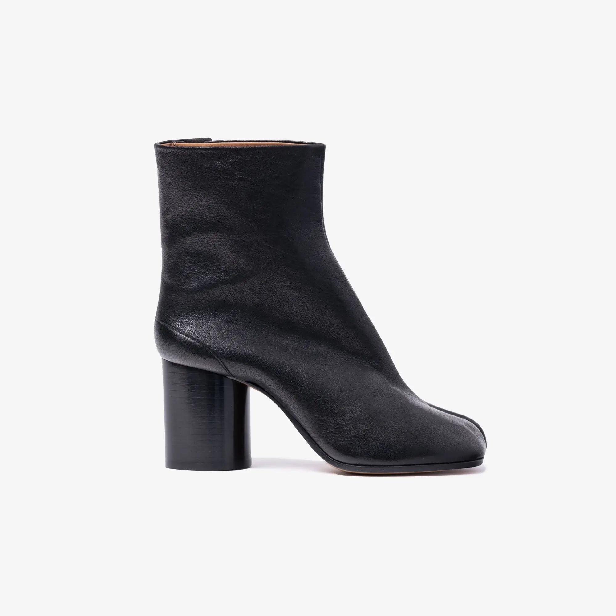 Maison Margiela Womens Tabi Ankle Boots H80 Black - 3
