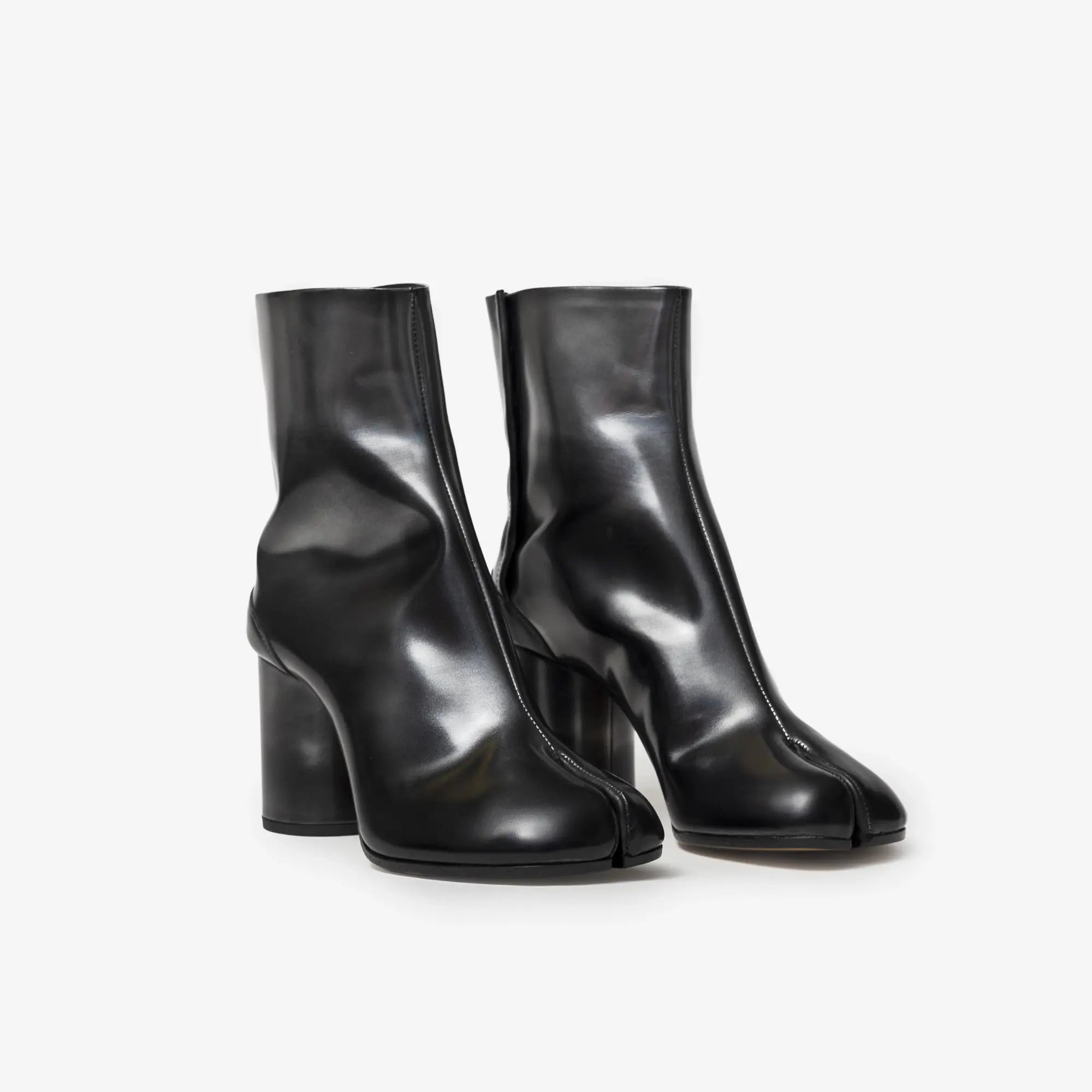 Maison Margiela Womens Tabi Ankle Boots H80 Silver - 1