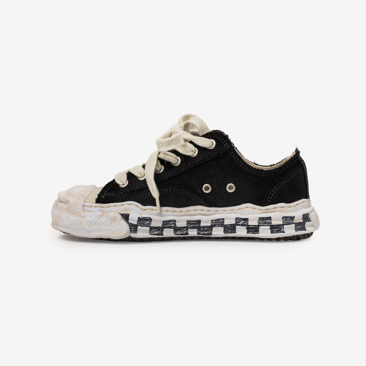 Mihara Yasuhiro Hank Graffiti Sole Low-Top Sneakers Black-4