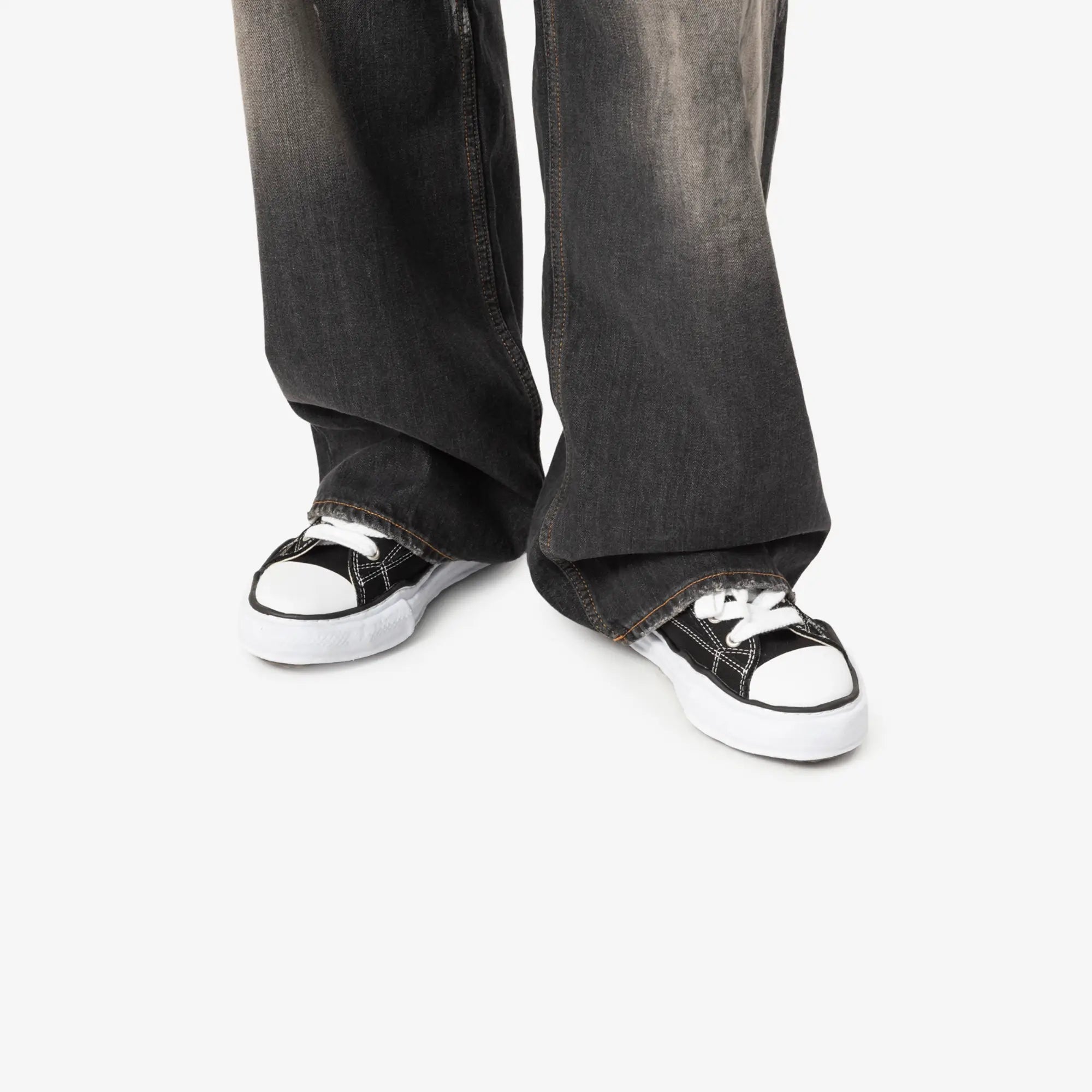 Mihara Yasuhiro Peterson Canvas Low - Top Sneakers Black - 2