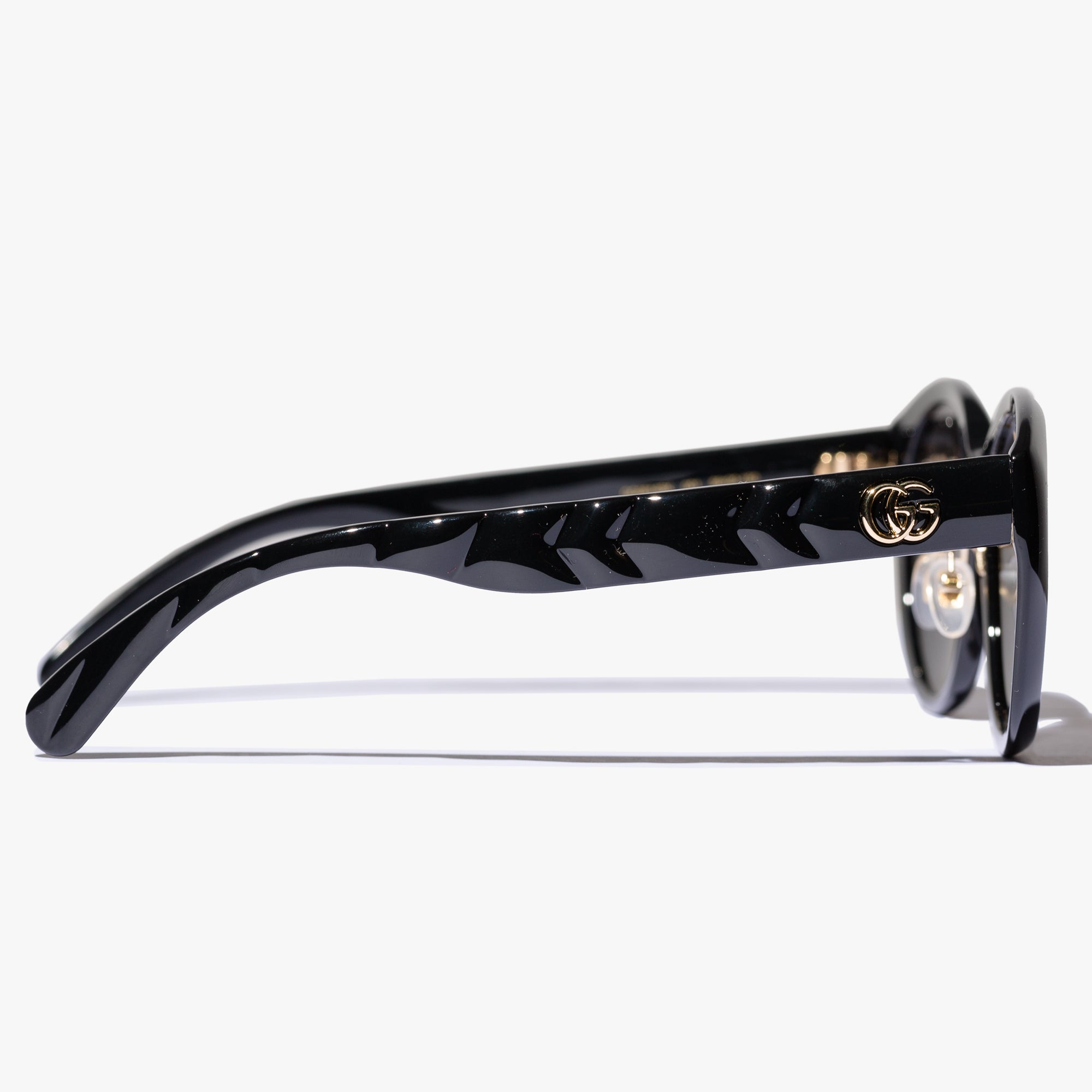 Photo of Gucci Eyewear Womens Black Oval Sunglasses - 2